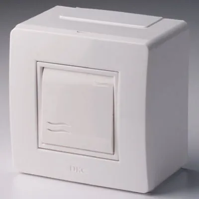 Коробка в сборе с выключателем, коричневая (розница) 10002B DKC