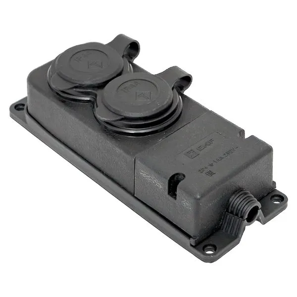 Роз. (колодка) двухмест. с защит. крышками каучуковая 230В 2P+PE 16A IP44 EKF PRO RPS-018-16-230-44-r