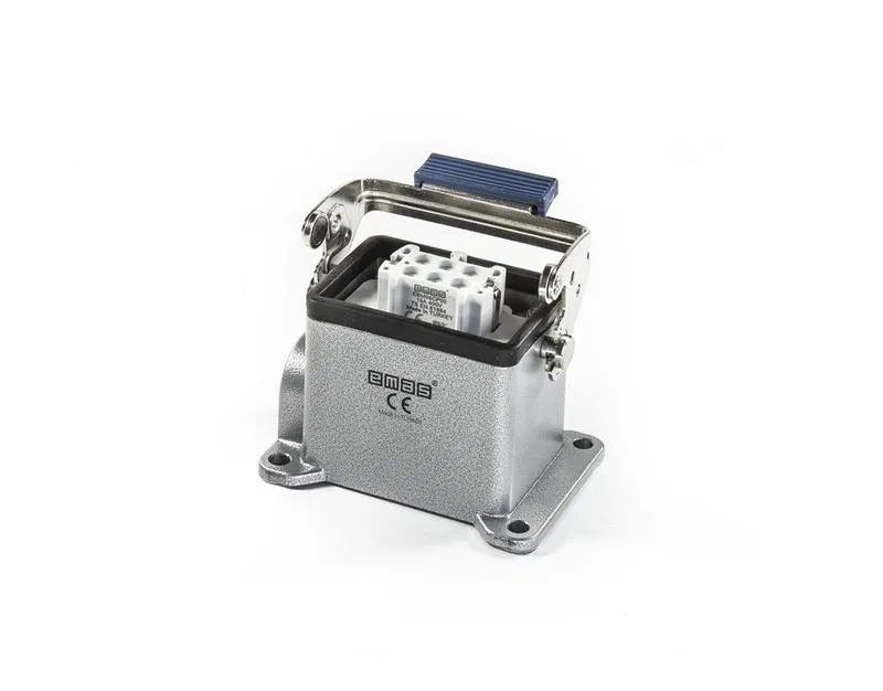 Розетка 6 полюсов EMAS EBM06PD16