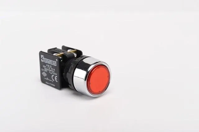 Кнопка (1НЗ) красн. EMAS KB12DK