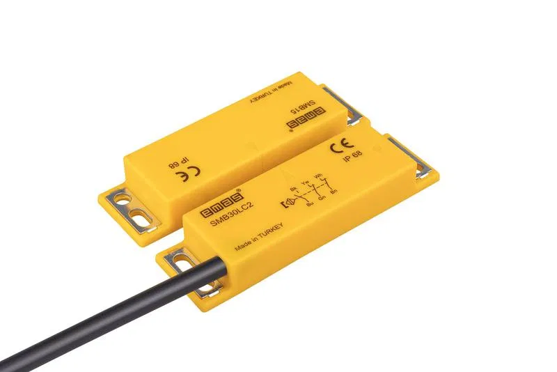 Датчик магнитный (2НЗ+НО) провод 2мх30LC2-B15 SMB30LC2-B15 EMAS