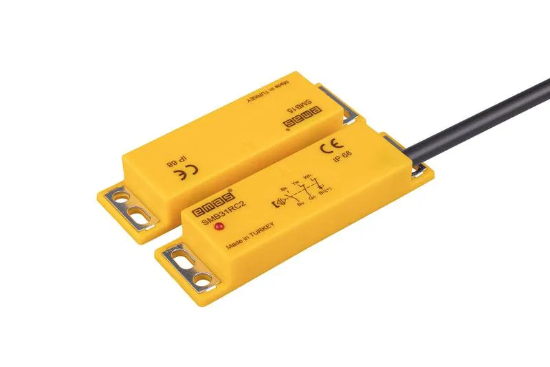 Датчик магнитный (2НЗ+НО) провод 2мх31RC2-B15 SMB31RC2-B15 EMAS