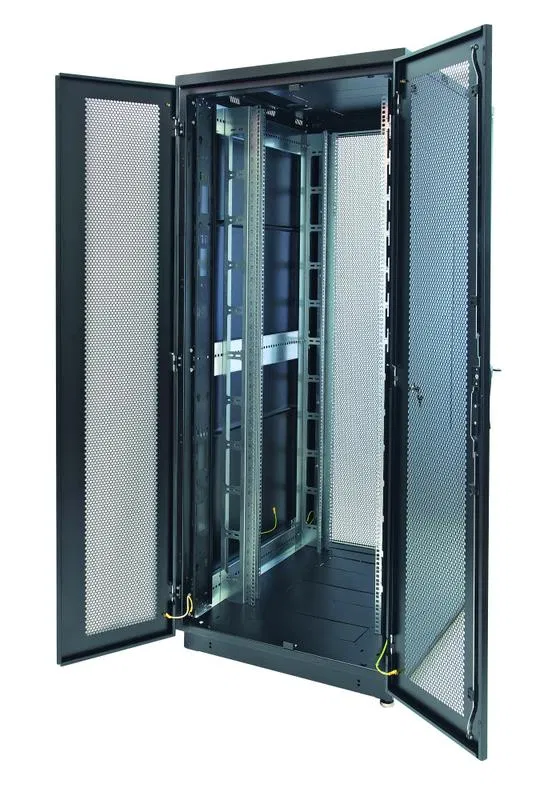 Шкаф Racknet S3000 47U 800х1000 передн. дверь перфорир. двухстворчат.; задн. дверь перфорир. двухстворчат. черн. Eurolan 60F-47-8A-35BL
