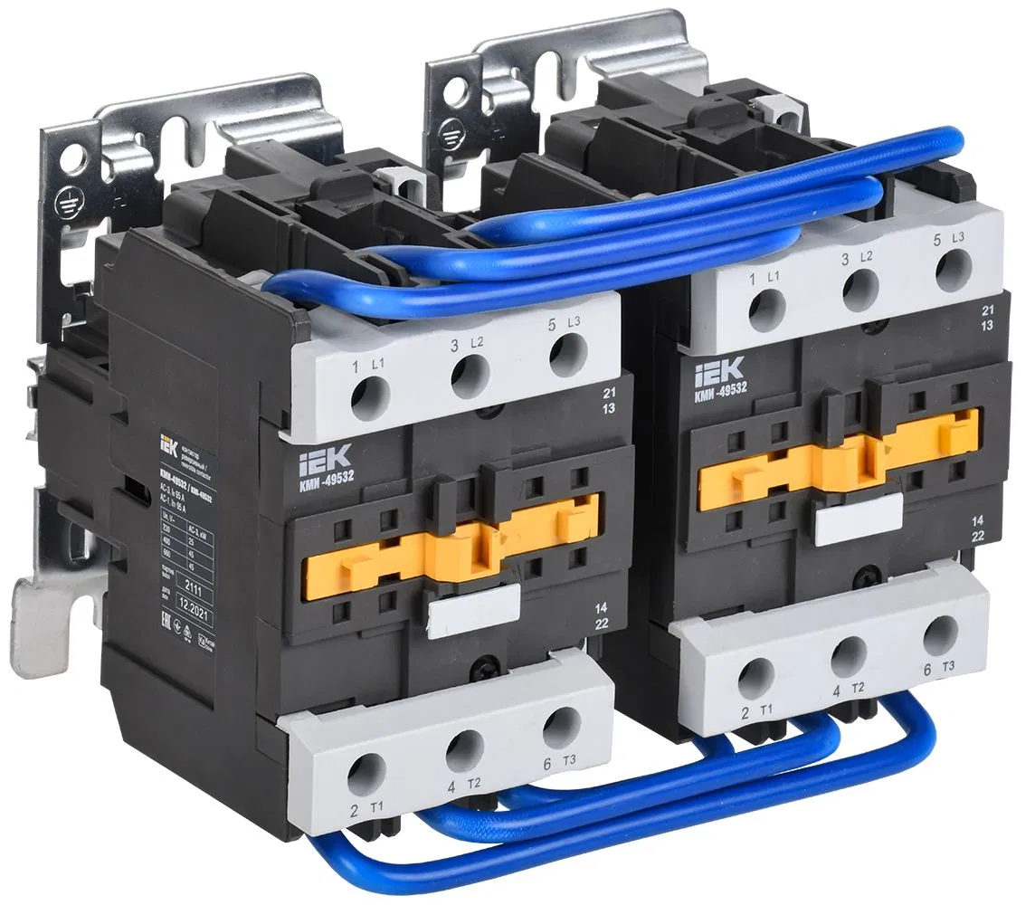 Контактор КМИ-49532 реверс 95А 230В/АС3 2NO;2NC IEK KKM43-095-230-22-1
