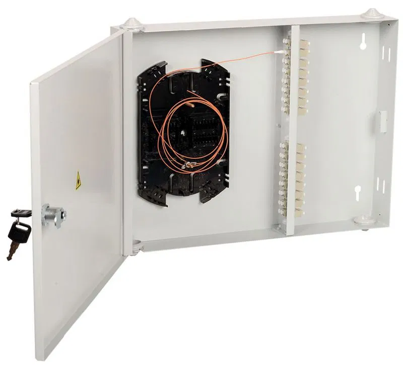 Кросс укомплектованный настенный SC (Simplex) 12 портов (OM4) ITK FOBX16-N-12SCUS04
