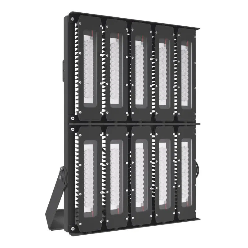 Прожектор светодиодный LAD LED R700-10-PC-60-750-D48-1000L1 ST 1000Вт IP67 5000К 230В CRI70 КСС типа "Г" крепление на лире ЛАДзавод LADR710PC60750D481000L1ST ЛАДзавод светотехники