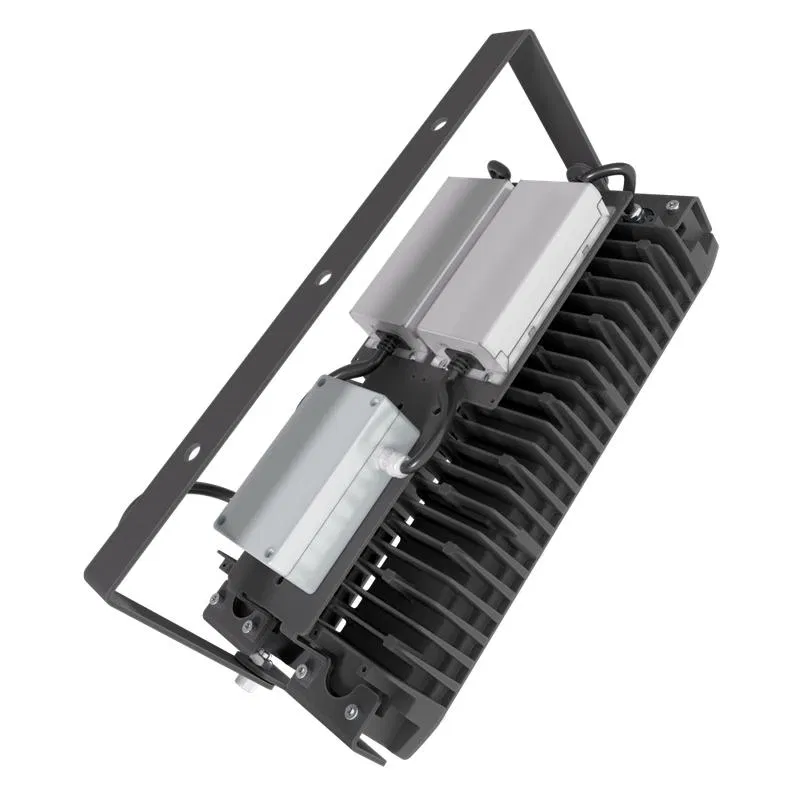 Прожектор светодиодный LAD LED R700-2-PC-30-750-D36-170L1 PROM 170Вт IP67 5000К 230В CRI70 КСС типа "Г" крепление на лире ЛАДзавод LADR72PC30750D36170L1PROM ЛАДзавод светотехники