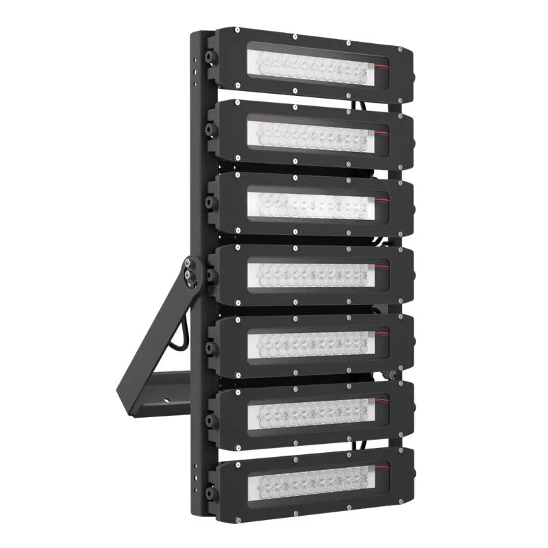 Прожектор светодиодный LAD LED R700-7-PC-10-750-D48-700L1 ST 700Вт IP67 5000К 230В CRI70 КСС типа "К" крепление на лире ЛАДзавод LADR77PC10750D48700L1ST ЛАДзавод светотехники