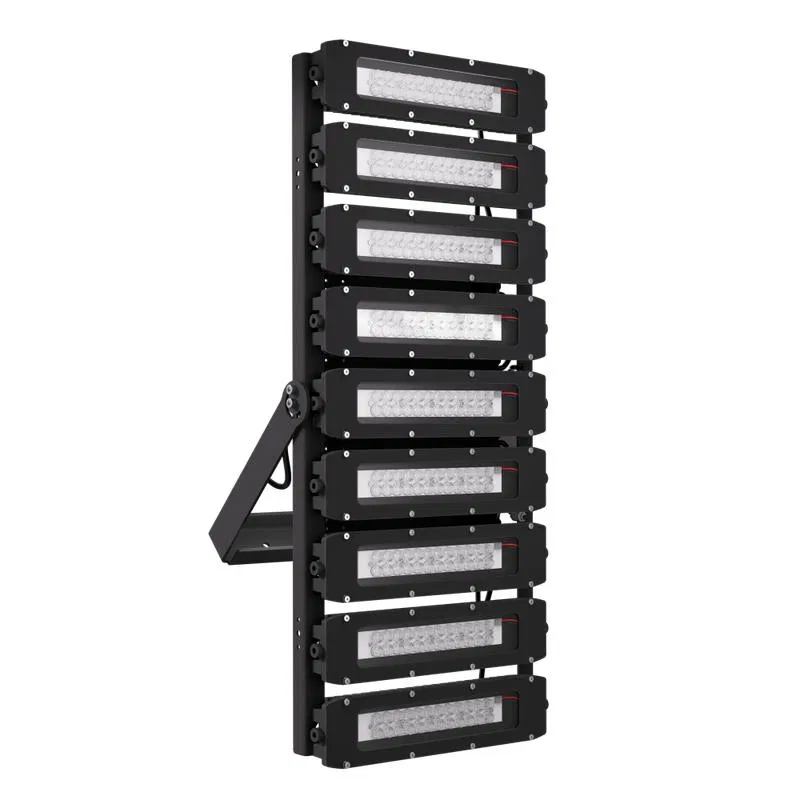Прожектор светодиодный LAD LED R700-9-PC-60-750-D48-900L1 ST 900Вт IP67 5000К 230В CRI70 КСС типа "Г" крепление на лире ЛАДзавод LADR79PC60750D48900L1ST ЛАДзавод светотехники