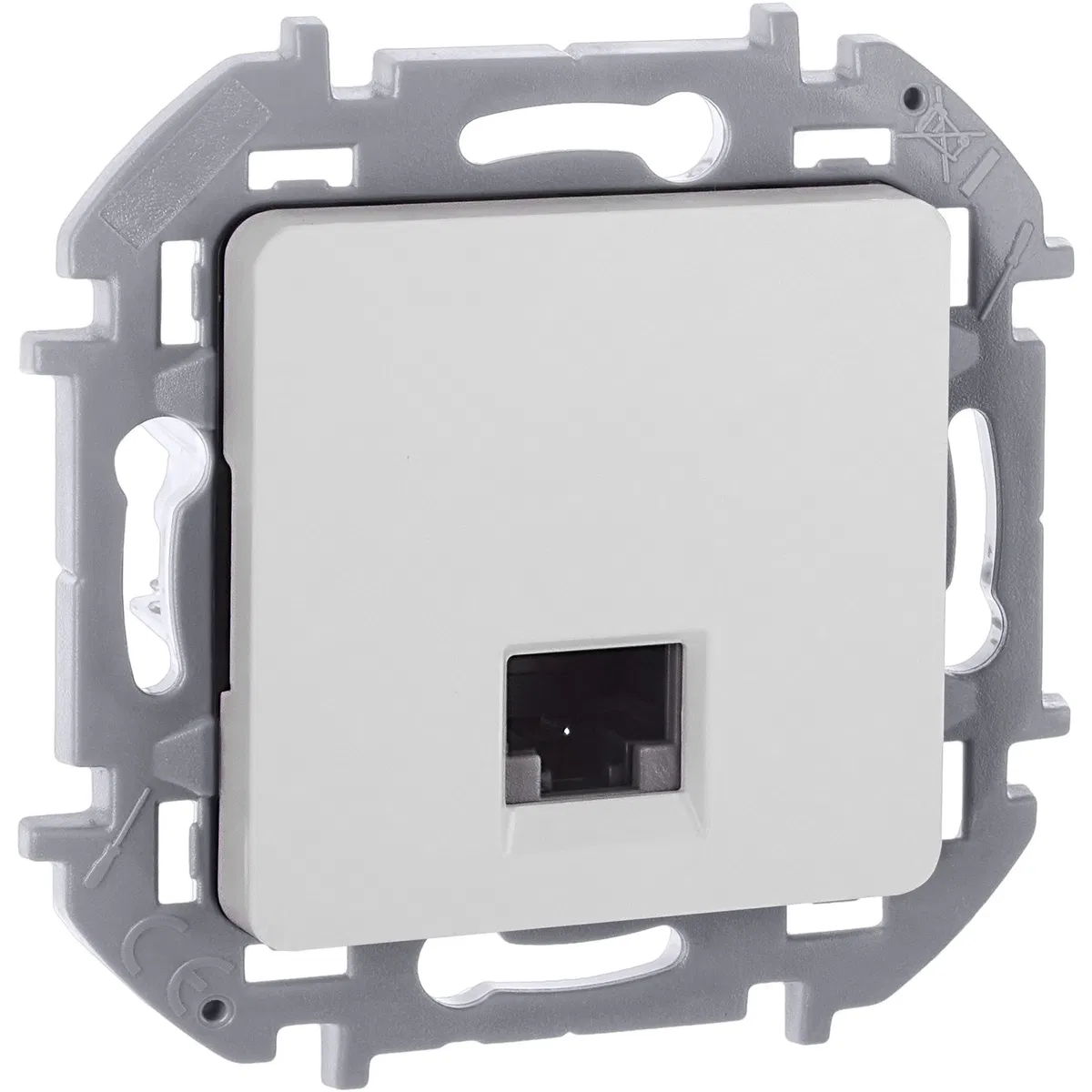 INSPIRIA Розетка компьютерная RJ45 категория 5Е UTP белый 673825 Legrand