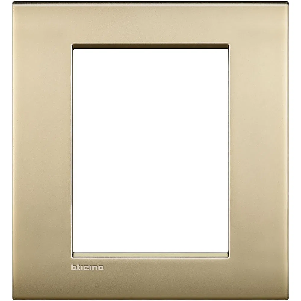 LivingLight Рамка AIR 3+3 модуля, цвет Матовое золото LNC4826OF Legrand