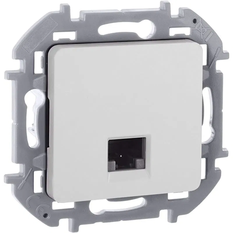 Розетка компьютерная Inspiria RJ45 кат.5E UTP бел. IEK 673825 Legrand (группа IEK)