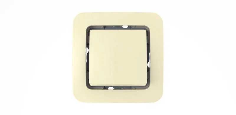 Переключатель перекрестный 1-кл. СП Lillium 10А IP20 без вставки крем. Makel 71205