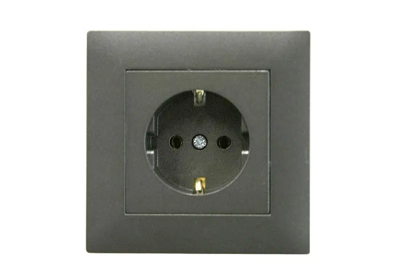 Розетка 1-м Karea RIZZ STAR с заземл. дым. металлик Makel 88050028
