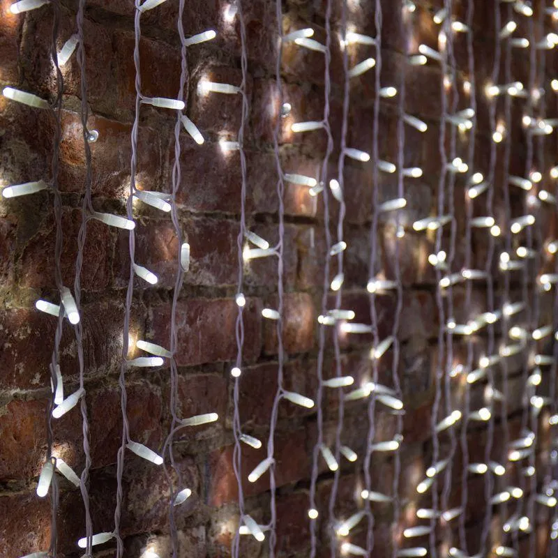 Гирлянда светодиодная "Светодиодный Дождь" 2х3м 600LED бел. 86Вт 230В IP65 эффект мерцания провод бел. (нужен шнур питания 303-500-1) Neon-Night 235-211