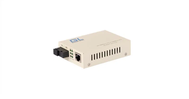 Конвертер UTP. 100Мбит/с WDM LFP SM SC Tx:1550/Rx:1310 18дБ до 20км NIKOMAX GL-MC-UTPF-SC1F-18SM-1550