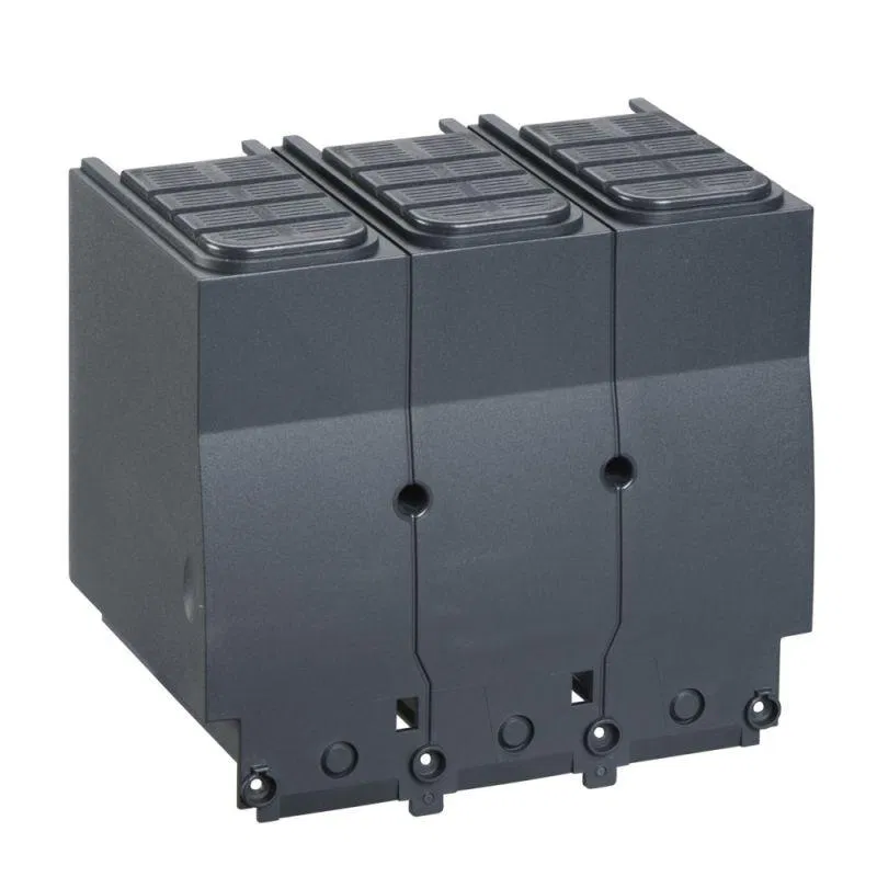 Заглушка клеммная длинная 3п (400-630) SE SPC-LTC3-04-06 Systeme Electric