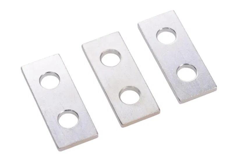 Пластина удлинительная для 3п SD250 (уп.3шт) SE SSDEXB3P0250 Systeme Electric